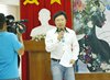 ThS, Ho? si, NTK Si Hoàng, Tru?ng Ban Giám kh?o nêu th? l? cu?c thi