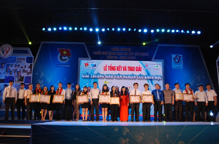 sinh viên HUTECH đạt giải Nhất giải thưởng sinh viên nghiên cứu khoa học 2015