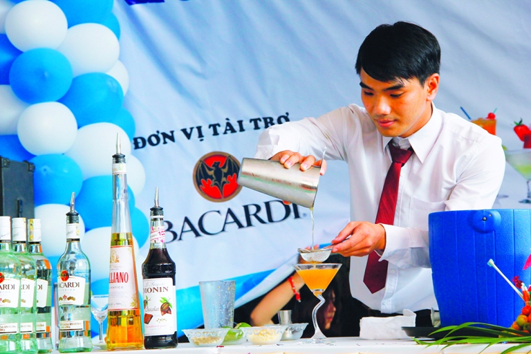 Đa dạng cơ hội liên thông từ Cao đẳng thực hành lên Đại học tại HUTECH