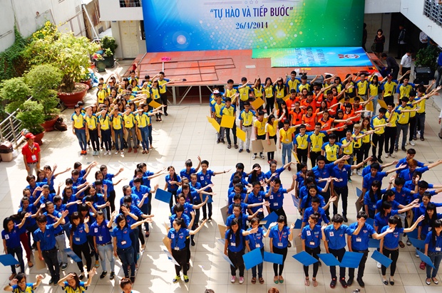 Cùng nhắn gửi yêu thương tại Cuộc thi ảnh Online “HUTECH IN MY HEART”