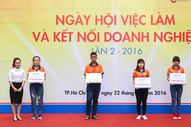 Hơn 4.000 sinh viên tham gia phỏng vấn tại 60 doanh nghiệp trong Ngày hội việc làm HUTECH