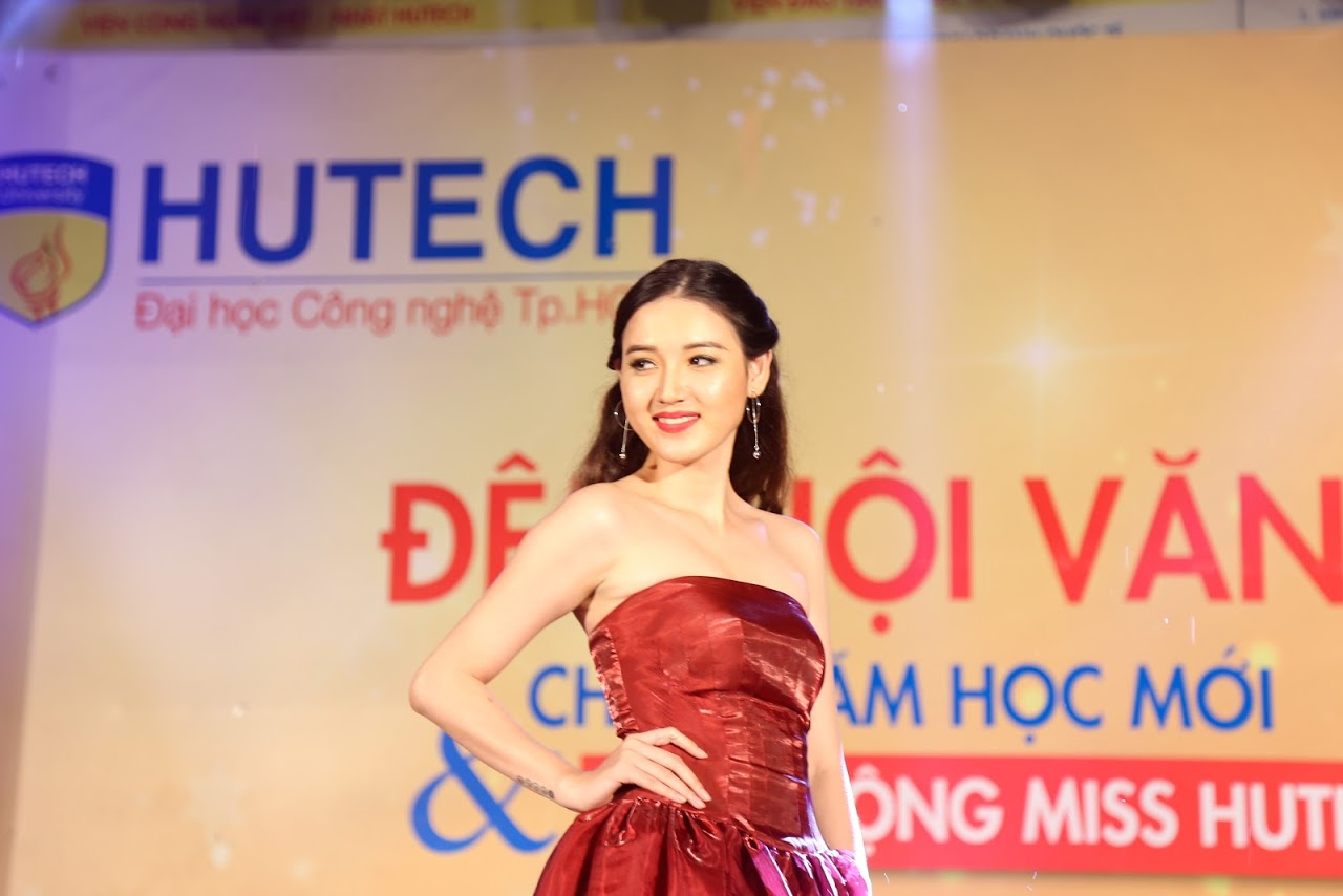 Tưng bừng Đêm hội Chào năm học mới và Phát động Miss HUTECH 2017
