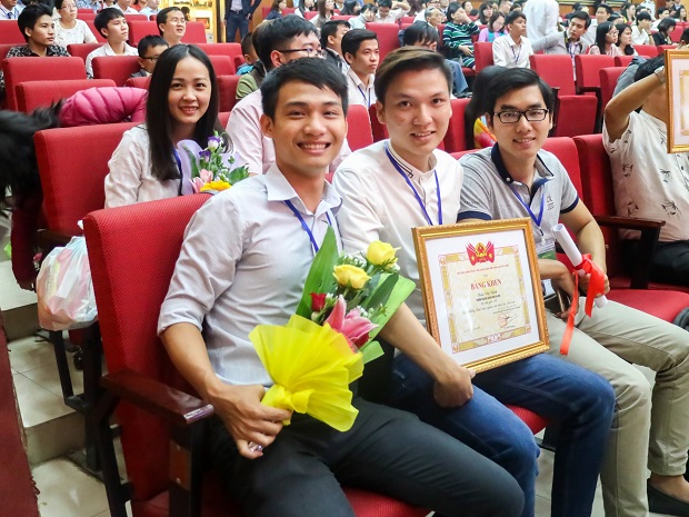 hutech-dat-4-giai-nhi-tai-giai-thuong-sinh-vien-nghien-cuu-khoa-hoc-cap-bo-2016